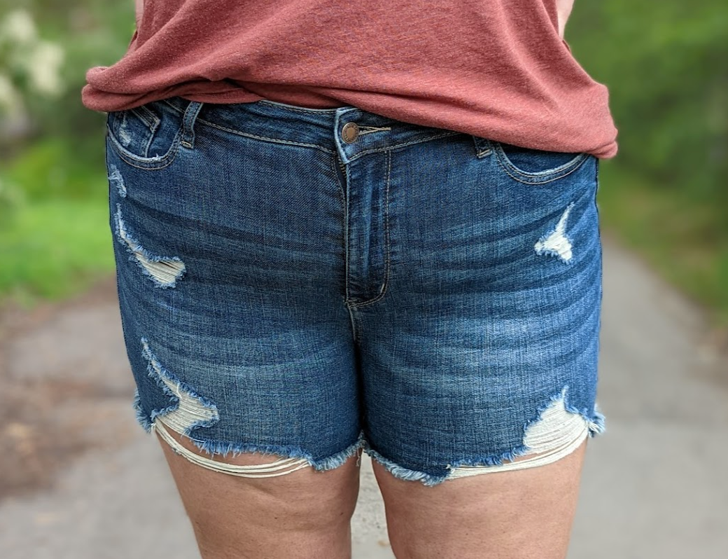 Judy Blue | High Rise Destroyed Cut Off Shorts